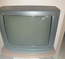 Продам телевизор б/у Panasonic Colour TV (21")