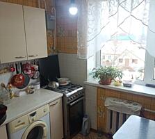 Продам 2-х ком. кв. 4/5 Центр г. Бендеры.