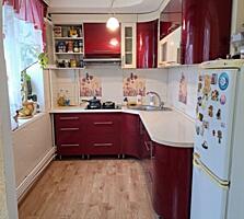 Трёхкомнатная квартира в п. Красное