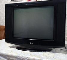 Продам телевизор, LG хорошее состояние, диагональ 54 см.