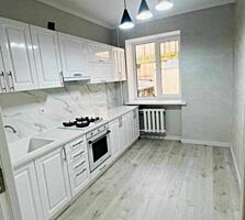 Centru, bd. Stefan cel Mare si Sfint, apartament cu 2 odai separate