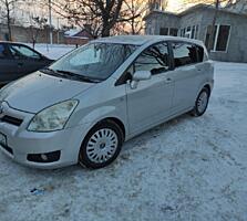 Продам Toyota Corolla Verso 2008 г. в. 2.2 D4D