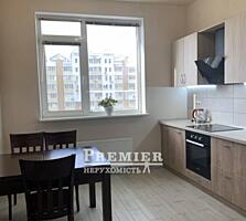 Продам 1-кімнатну квартиру на Сахарова в новому житловому комплексі.
