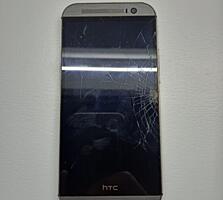 Телефон HTC one m8.