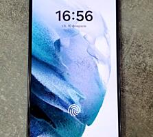 Samsung Galaxy S21 8/128 на Snapdragon.