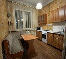 2-комнатная квартира Красные Казармы, ул. Шевченко - Ресторан Виктория