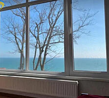 Продам квартиру с прямым видом на море.