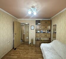 Небольшая 2 комнатная на Кишиневской.