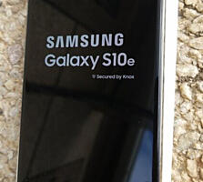 Samsung Galaxy S10e. Редкая модель. 8/256. Snapdragon 855. Торг.