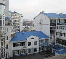 Продажа 4-х комнатной квартиры в городе Одесса. Новый дом, просторная 