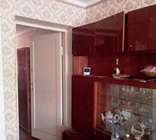 Продам 2-х комнатную квартиру в кирпичном доме, Приморский район. ...