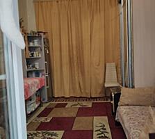 В продаже комната в коммуне в самом центре Одессы. Просторная светлая 