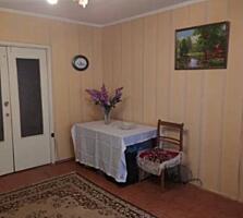 Продам срочно 3-х комнатную квартиру в Лузановке. Состояние жилое. ...