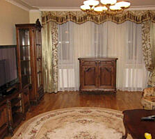 Продается квартира (двухуровневая) с 7 комнатами в городе Одесса. Дом 