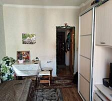 В продаже отличная 2-комнатная сталинка с балконом, площадью 50,7 м. .