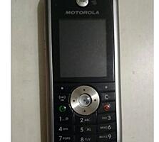 Продам телефон GSM Motorola