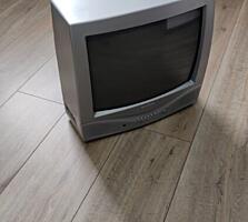 Продам маленький телевизор для кухни Gold Star