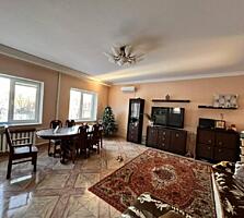Предлагается к продаже большой двухэтажный дом в Александровке. ...