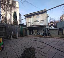 Предлагается для покупки дом в г.Одесса Киевский район. Расположен в .