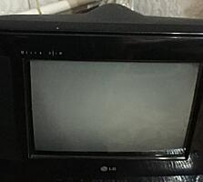 Телевизор LG Ultra.