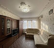 Предлагается к продаже трехкомнатная квартира в Киевском районе. ...