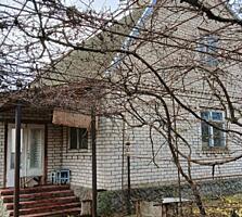В продаже двух этажный дом в пригороде Черноморска. Общая площадь 85 .