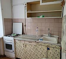 Продам 2кімн. кв. 44кв. м. Космонавтів/ Г. Петрова