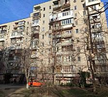Продам в Одессе на Таирова 1но комнатную квартиру. 2й этаж 9ти ...