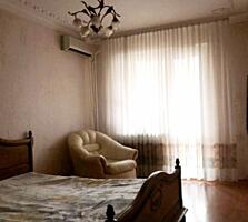 Предлагается к продаже 3х комнатная квартира на улице Крымская. Общая 