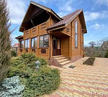 Предлагается к продаже большой двухэтажный ЭКО-дом из деревянного ...