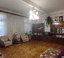 Продажа трехкомнатной квартиры в Малиновском районе. Квартира в жилом 