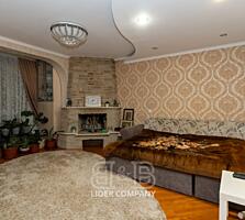 Se vinde ! Apartament amplasat în sectorul Buiucani, str.Alba Iulia  .
