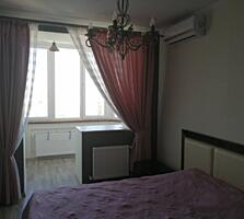 Продается двухкомнатная квартира в центре Черноморска общей площадь, .