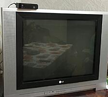 Телевизор LG, диагональ 72 см.