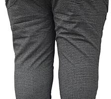 Pantaloni chino de vară pentru bărbați de mărime mare.