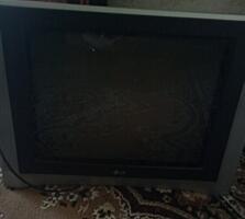 Продам телевизор 300р