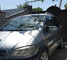 Продам Opel Zafira 2004 год обслужена