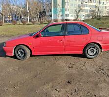 Продам Nissan Primera седан 1994г объем 1.8 Бензин торг.