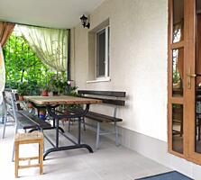 ЦЕНТР 2 эт. ДОМ 210м2 (набережная)