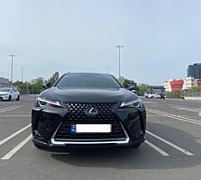 Продаётся Lexus UX200