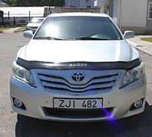 ПРОДАЕТСЯ Toyota Camry - 2010 г. Цена - 7500$