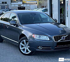 volvo S