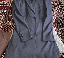 Дешево. Фирменные пальто, куртки, рубашки, галстуки, костюмы, брюки