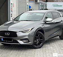 infiniti Q30