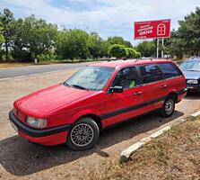 Продам Passat B3 1.8