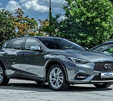 Infiniti Q30