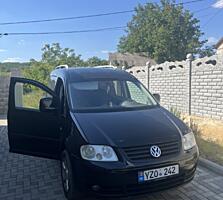 Volkswagen Caddy Maxi 2010