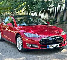 В Продаже Tesla Model S60 2014 года Автомобиль в Отличном Состояние