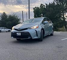 Toyota Prius V 2015