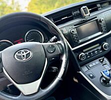 Toyota Auris 2014